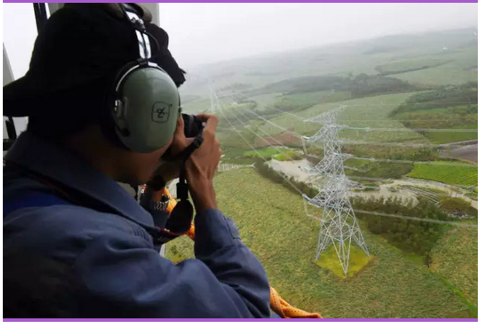 南网首次使用直升机进行勘灾工作